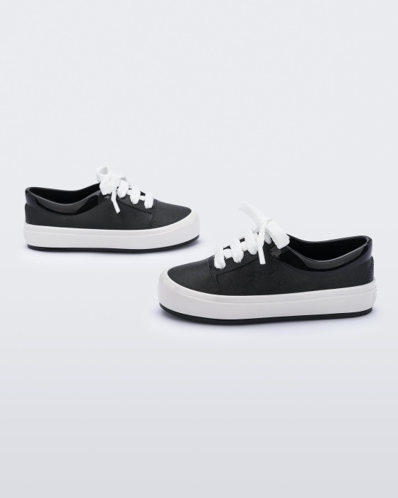 Mini Melissa Fashion Street Sneaker-Baby Black-White