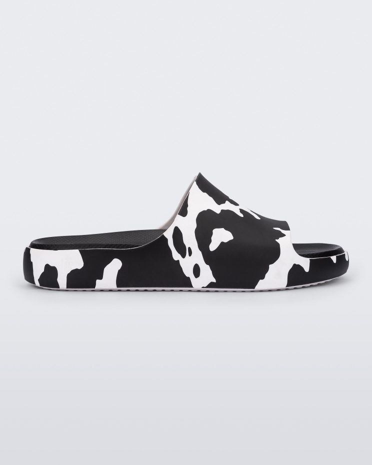 SIMONMILLER Cloud Slide Black Melissa Fashion